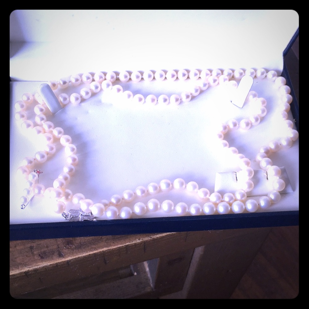 Pearl Necklace